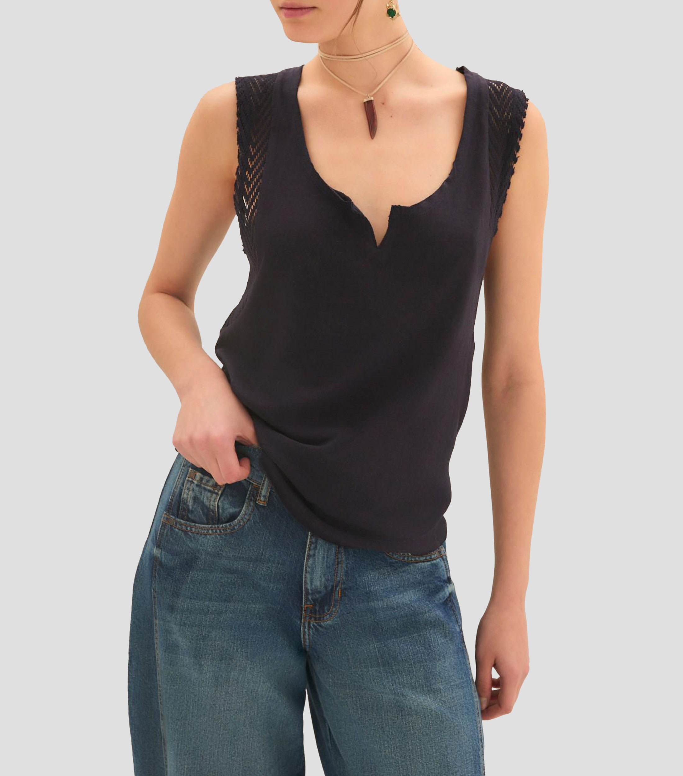 Blusa lisa sin mangas Mujer